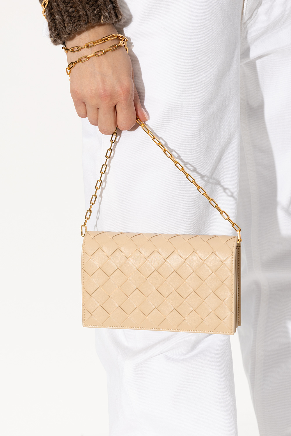 Bottega veneta wallet on chain hot sale